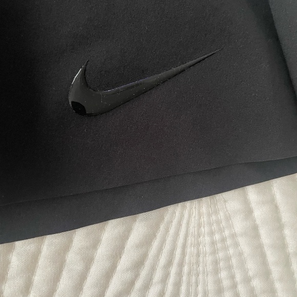 Nike Club Tennis Athletic Skirt Upf40 Size M Black - Picture 8 of 11